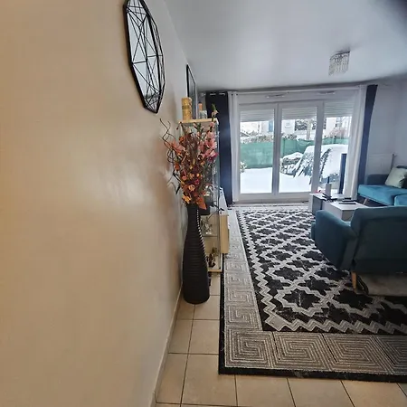 Hostel Chez Ismael Melun