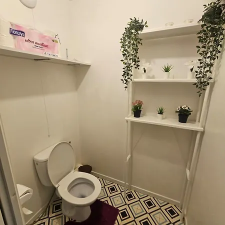 ホステル Chez Ismael ムラン