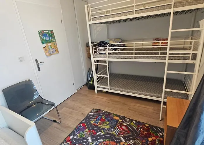 Chez Ismael Hostal Melun